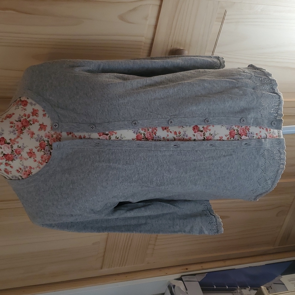 ⭐Eddie Bauer cardigan